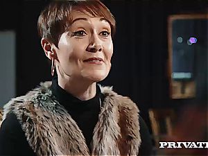 Private.com - Ella Hughes, jizz in Her fur covered puss